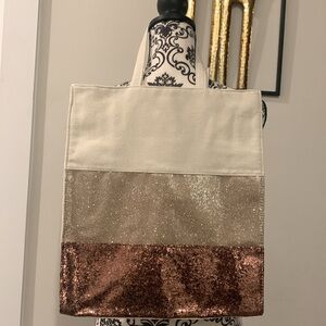 Clarins Holiday Tote Bag NWOT